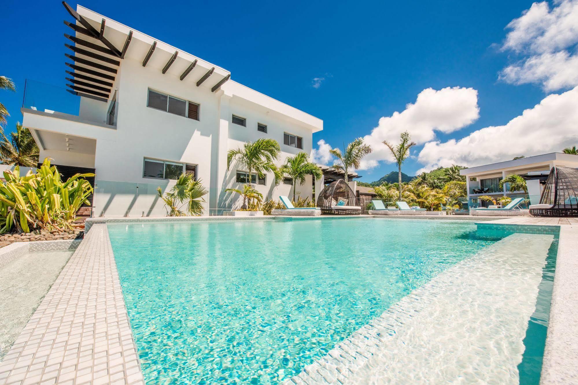 Crystal Blue Lagoon Villas Rarotonga Exteriör bild
